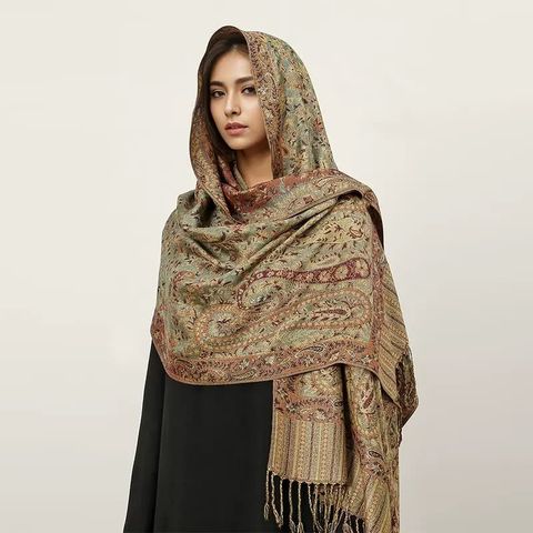 Hovedbilde Nayara Scarf (U01-G) - Sage Gold