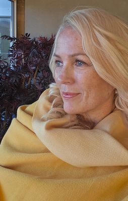 Hovedbilde Isolde Scarf - gul