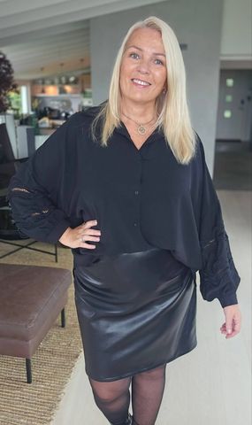 Hovedbilde Saga Blouse ( 8585-3205) - Black -