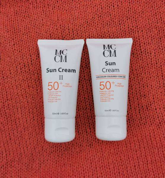 Solkrem m LYS & MØRK BRUN FARGE og spf 50 - MCCM 2 PAKNING