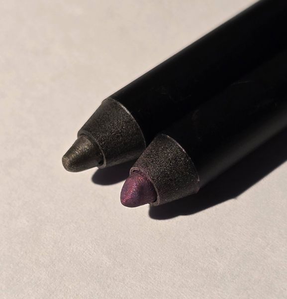 EYELINER PENCIL ( kajal ) - Soivre Cosmetics 