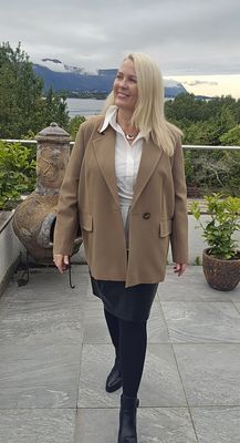 Hovedbilde KELLY BLAZER - camel - ca.10 oktober levering