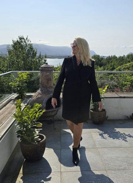CHARLIZE SHORT SMOKINGDRESS  - NEW EDITION - black 