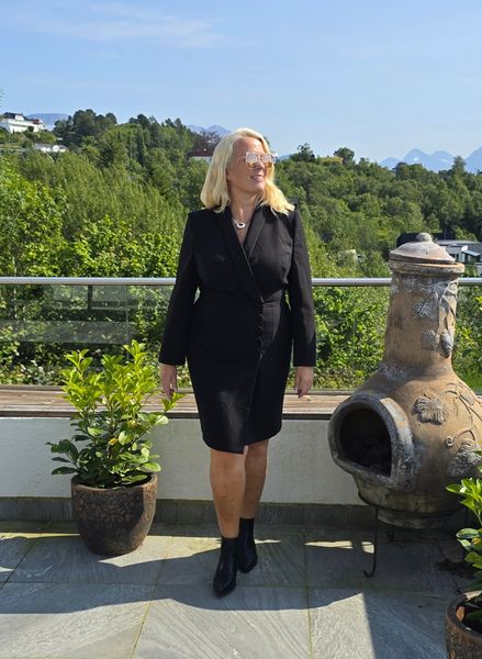 CHARLIZE SHORT SMOKINGDRESS  - NEW EDITION - black 