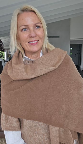 Isolde Scarf -  m&oslash;rk brun og camel