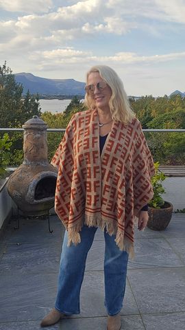 Hovedbilde ROXANA PONCHO SCARF ( dl1902 ) - korall