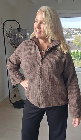 Hovedbilde EIRA ZIP KNIT CARDIGAN (ssh80055 )- taupe