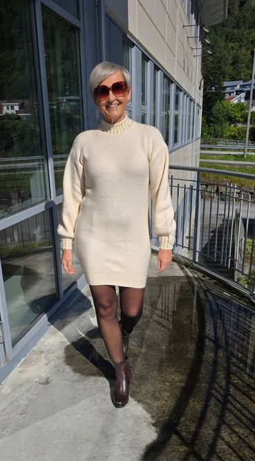 Hovedbilde Pearl Knit Dress - Apricot - (2357-3433/2013) - 