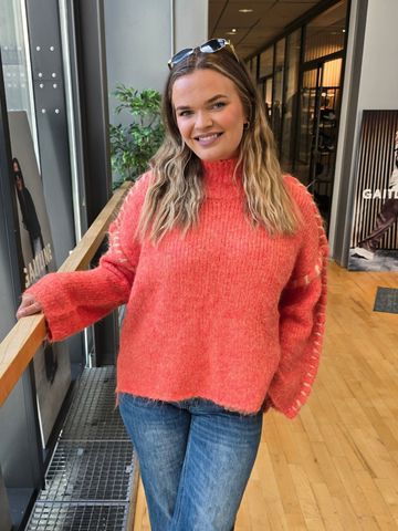 Hovedbilde SNUGGLE STITCH KNIT - ( genser 6634 ) - orange