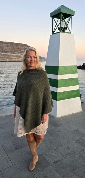 SHOP THE LOOK - Violet short dress med tilbeh&oslash;r